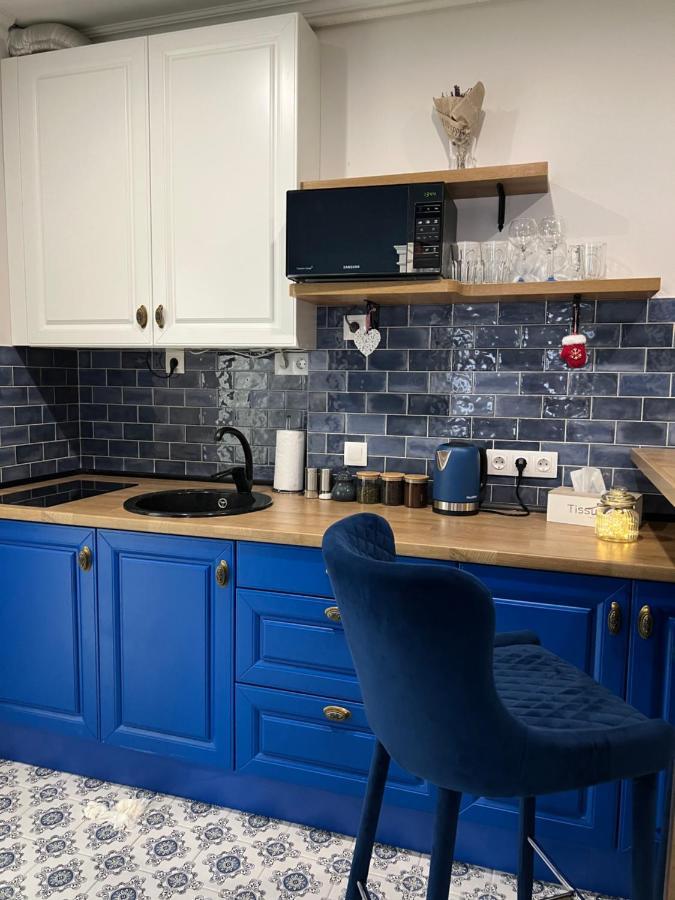 Delux Apartment In Львов Экстерьер фото